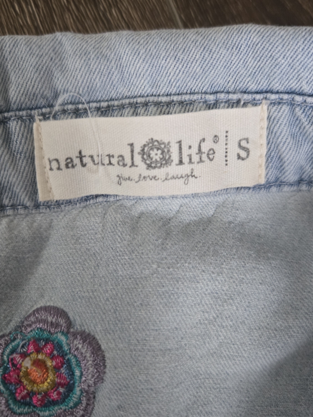NATURAL LIFE Light Blue Denim Button-Down Shirt with Multicolor Embroidery - Picture 2 of 5